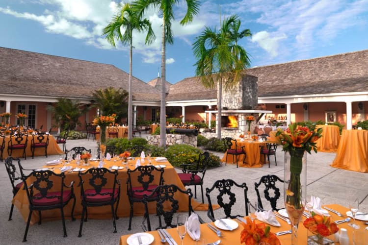 Three Palms Restaurant